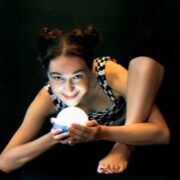 Günah Koleksiyoncusu: Dinliyor, kaydediyor, unutmuyor