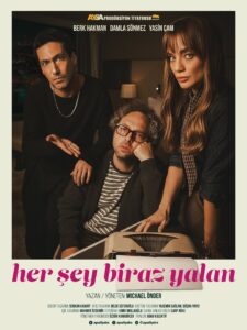her şey biraz yalan afis